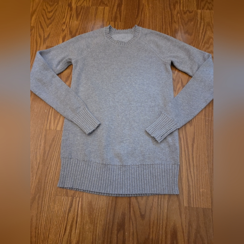 Lululemon Still Lotus Reversible Sweater‎ Xs Titanium Tan With Thumbholes